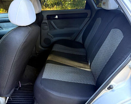 Серый Шевроле Лачетти, объемом двигателя 1.6 л и пробегом 312 тыс. км за 3500 $, фото 9 на Automoto.ua