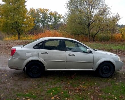 Сірий Шевроле Лачетті, об'ємом двигуна 1.8 л та пробігом 280 тис. км за 2999 $, фото 3 на Automoto.ua