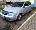 Серый Шевроле Лачетти, объемом двигателя 1.8 л и пробегом 350 тыс. км за 3000 $, фото 1 на Automoto.ua