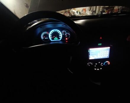 Серый Шевроле Лачетти, объемом двигателя 2 л и пробегом 276 тыс. км за 2400 $, фото 4 на Automoto.ua