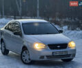 Серый Шевроле Лачетти, объемом двигателя 1.8 л и пробегом 300 тыс. км за 2350 $, фото 1 на Automoto.ua