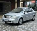 Серый Шевроле Лачетти, объемом двигателя 1.8 л и пробегом 240 тыс. км за 3900 $, фото 1 на Automoto.ua