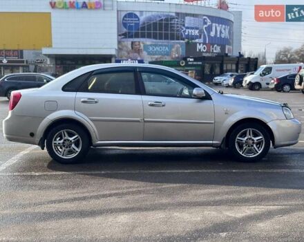 Серый Шевроле Лачетти, объемом двигателя 1.8 л и пробегом 275 тыс. км за 2999 $, фото 3 на Automoto.ua