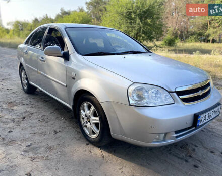 Сірий Шевроле Лачетті, об'ємом двигуна 1.8 л та пробігом 295 тис. км за 3900 $, фото 1 на Automoto.ua