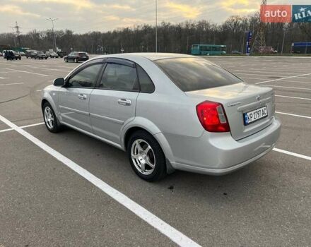 Серый Шевроле Лачетти, объемом двигателя 1.8 л и пробегом 137 тыс. км за 4500 $, фото 3 на Automoto.ua