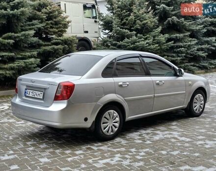 Серый Шевроле Лачетти, объемом двигателя 1.8 л и пробегом 240 тыс. км за 3999 $, фото 6 на Automoto.ua