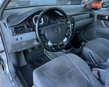 Сірий Шевроле Лачетті, об'ємом двигуна 1.8 л та пробігом 181 тис. км за 3350 $, фото 24 на Automoto.ua