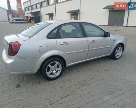 Серый Шевроле Лачетти, объемом двигателя 1.6 л и пробегом 240 тыс. км за 2999 $, фото 3 на Automoto.ua