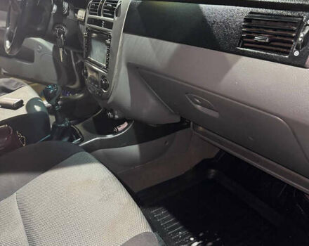 Сірий Шевроле Лачетті, об'ємом двигуна 1.8 л та пробігом 244 тис. км за 3100 $, фото 10 на Automoto.ua