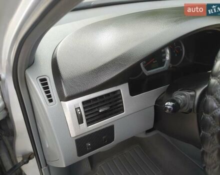 Серый Шевроле Лачетти, объемом двигателя 1.8 л и пробегом 184 тыс. км за 4100 $, фото 26 на Automoto.ua