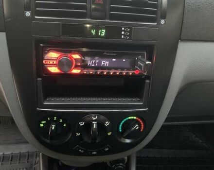 Серый Шевроле Лачетти, объемом двигателя 1.6 л и пробегом 214 тыс. км за 4900 $, фото 13 на Automoto.ua