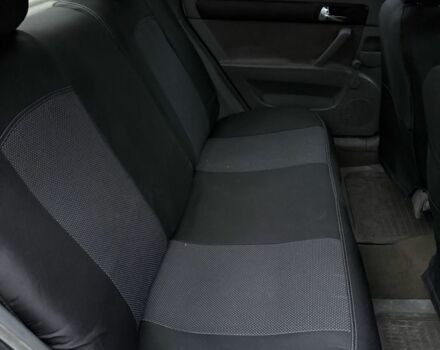 Серый Шевроле Лачетти, объемом двигателя 1.8 л и пробегом 149 тыс. км за 4500 $, фото 4 на Automoto.ua