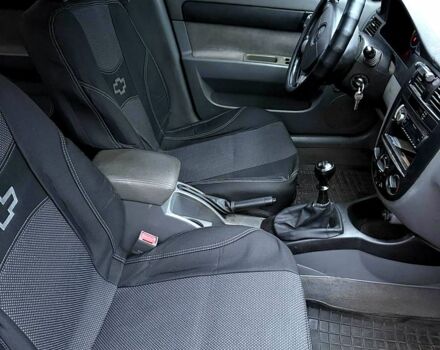 Сірий Шевроле Лачетті, об'ємом двигуна 1.8 л та пробігом 149 тис. км за 4500 $, фото 4 на Automoto.ua