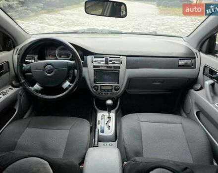 Серый Шевроле Лачетти, объемом двигателя 1.8 л и пробегом 240 тыс. км за 3999 $, фото 16 на Automoto.ua