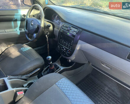 Серый Шевроле Лачетти, объемом двигателя 1.6 л и пробегом 300 тыс. км за 3200 $, фото 11 на Automoto.ua