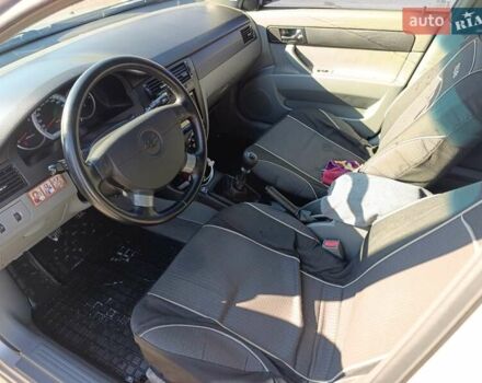 Серый Шевроле Лачетти, объемом двигателя 1.8 л и пробегом 160 тыс. км за 5000 $, фото 5 на Automoto.ua