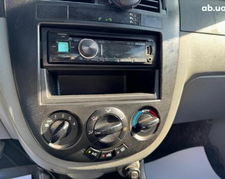 Серый Шевроле Лачетти, объемом двигателя 1.6 л и пробегом 167 тыс. км за 4990 $, фото 19 на Automoto.ua