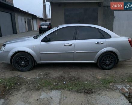 Серый Шевроле Лачетти, объемом двигателя 1.6 л и пробегом 296 тыс. км за 3600 $, фото 1 на Automoto.ua