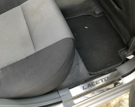 Сірий Шевроле Лачетті, об'ємом двигуна 1.8 л та пробігом 220 тис. км за 1072 $, фото 17 на Automoto.ua