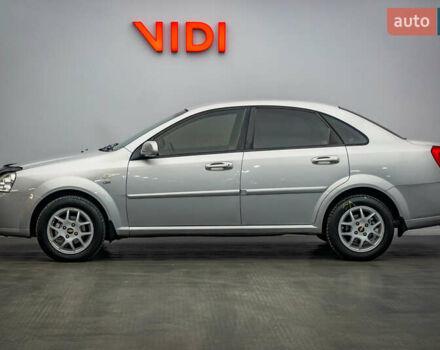 Серый Шевроле Лачетти, объемом двигателя 1.8 л и пробегом 127 тыс. км за 6404 $, фото 2 на Automoto.ua