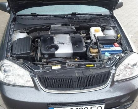 Серый Шевроле Лачетти, объемом двигателя 1.8 л и пробегом 284 тыс. км за 5000 $, фото 1 на Automoto.ua