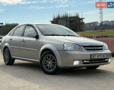 Серый Шевроле Лачетти, объемом двигателя 1.8 л и пробегом 235 тыс. км за 3550 $, фото 3 на Automoto.ua