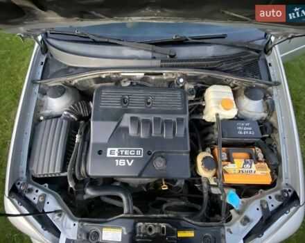 Сірий Шевроле Лачетті, об'ємом двигуна 1.6 л та пробігом 240 тис. км за 3300 $, фото 4 на Automoto.ua