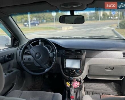 Серый Шевроле Лачетти, объемом двигателя 1.8 л и пробегом 80 тыс. км за 3600 $, фото 9 на Automoto.ua