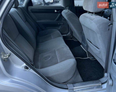 Серый Шевроле Лачетти, объемом двигателя 1.8 л и пробегом 181 тыс. км за 3200 $, фото 25 на Automoto.ua