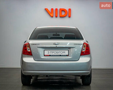 Серый Шевроле Лачетти, объемом двигателя 1.8 л и пробегом 127 тыс. км за 6404 $, фото 5 на Automoto.ua