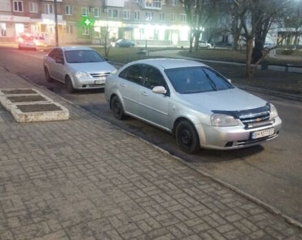 Серый Шевроле Лачетти, объемом двигателя 1.6 л и пробегом 115 тыс. км за 4800 $, фото 6 на Automoto.ua