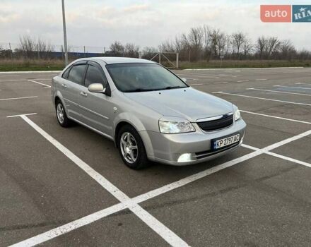 Серый Шевроле Лачетти, объемом двигателя 1.8 л и пробегом 137 тыс. км за 4500 $, фото 5 на Automoto.ua