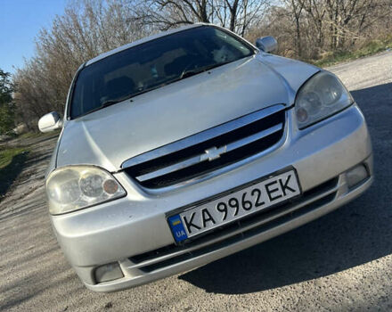 Серый Шевроле Лачетти, объемом двигателя 1.8 л и пробегом 232 тыс. км за 3300 $, фото 6 на Automoto.ua