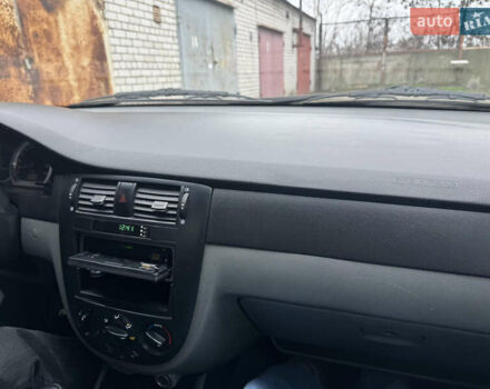 Сірий Шевроле Лачетті, об'ємом двигуна 1.6 л та пробігом 227 тис. км за 4200 $, фото 23 на Automoto.ua