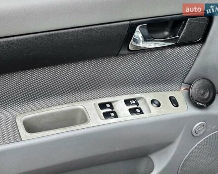 Серый Шевроле Лачетти, объемом двигателя 1.8 л и пробегом 240 тыс. км за 3999 $, фото 9 на Automoto.ua