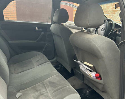 Серый Шевроле Лачетти, объемом двигателя 1.8 л и пробегом 232 тыс. км за 3300 $, фото 10 на Automoto.ua