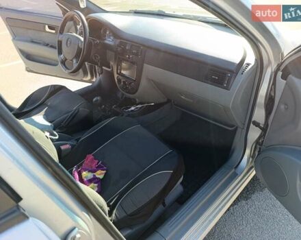 Серый Шевроле Лачетти, объемом двигателя 1.8 л и пробегом 160 тыс. км за 5000 $, фото 6 на Automoto.ua