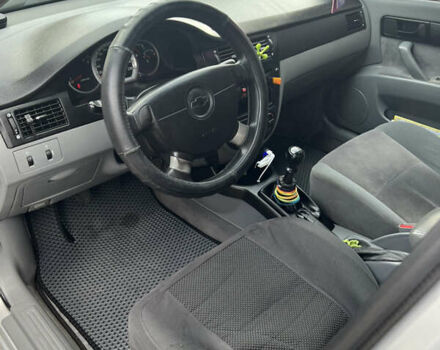 Сірий Шевроле Лачетті, об'ємом двигуна 1.6 л та пробігом 101 тис. км за 5000 $, фото 9 на Automoto.ua