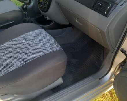 Серый Шевроле Лачетти, объемом двигателя 1.6 л и пробегом 229 тыс. км за 4199 $, фото 6 на Automoto.ua