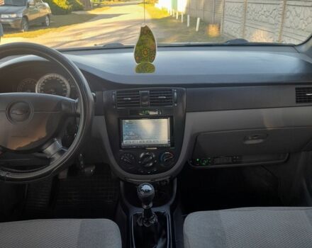 Серый Шевроле Лачетти, объемом двигателя 1.8 л и пробегом 254 тыс. км за 3900 $, фото 7 на Automoto.ua