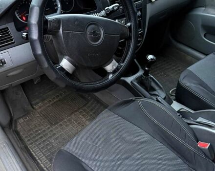 Сірий Шевроле Лачетті, об'ємом двигуна 1.8 л та пробігом 149 тис. км за 4500 $, фото 6 на Automoto.ua