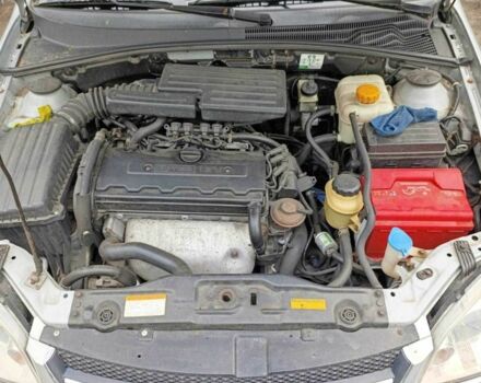 Серый Шевроле Лачетти, объемом двигателя 1.8 л и пробегом 257 тыс. км за 3432 $, фото 9 на Automoto.ua