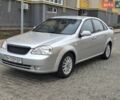 Серый Шевроле Лачетти, объемом двигателя 1.8 л и пробегом 318 тыс. км за 3500 $, фото 1 на Automoto.ua