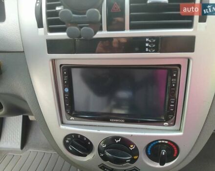 Серый Шевроле Лачетти, объемом двигателя 1.8 л и пробегом 184 тыс. км за 4100 $, фото 18 на Automoto.ua