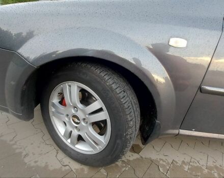 Серый Шевроле Лачетти, объемом двигателя 1.8 л и пробегом 284 тыс. км за 5000 $, фото 10 на Automoto.ua