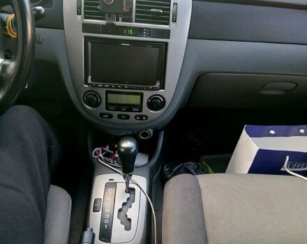 Серый Шевроле Лачетти, объемом двигателя 1.8 л и пробегом 248 тыс. км за 4000 $, фото 6 на Automoto.ua