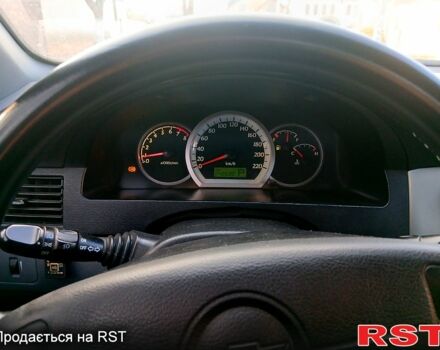 Серый Шевроле Лачетти, объемом двигателя 1.8 л и пробегом 248 тыс. км за 4000 $, фото 5 на Automoto.ua