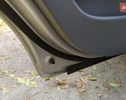 Серый Шевроле Лачетти, объемом двигателя 1.6 л и пробегом 330 тыс. км за 3400 $, фото 7 на Automoto.ua