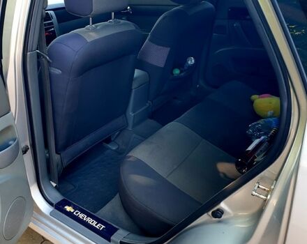 Серый Шевроле Лачетти, объемом двигателя 1.8 л и пробегом 146 тыс. км за 4000 $, фото 7 на Automoto.ua