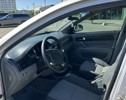 Серый Шевроле Лачетти, объемом двигателя 1.8 л и пробегом 109 тыс. км за 3900 $, фото 2 на Automoto.ua